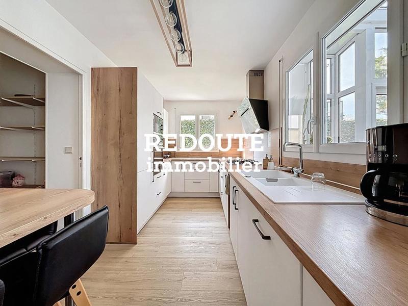 Maison - 190 m² - 7 pièces