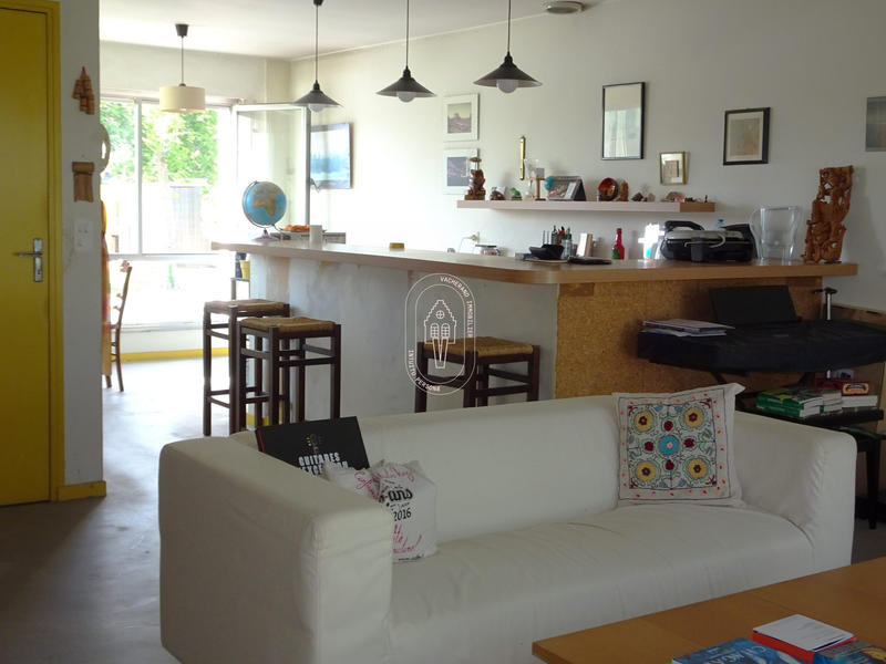 Appartement - 84 m² - 3 pièces