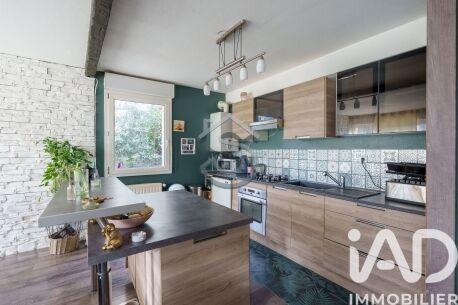 Appartement - 82 m² - 4 pièces