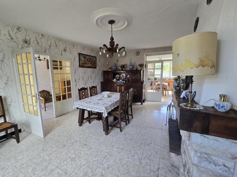 Maison - 140 m² - 7 pièces