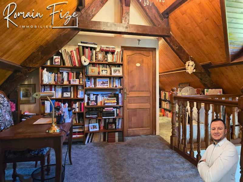 Maison - 277 m² - 4 pièces