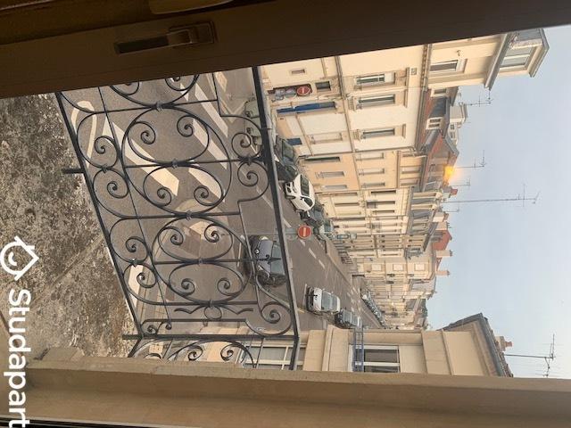 Chambre - 9 m² - 1 pièce