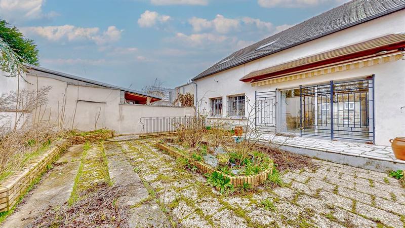 Appartement - 195 m² - 7 pièces