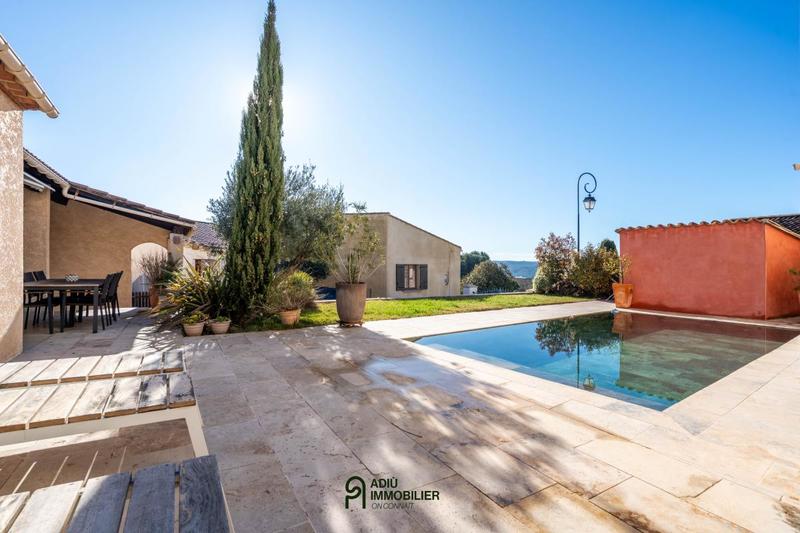 Maison - 118 m² - 4 pièces