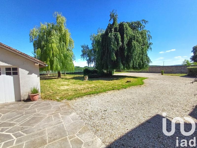 Maison - 180 m² - 8 pièces