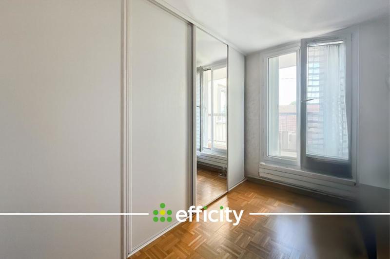 Appartement - 101 m² - 5 pièces