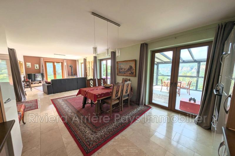 Maison - 142 m² - 5 pièces