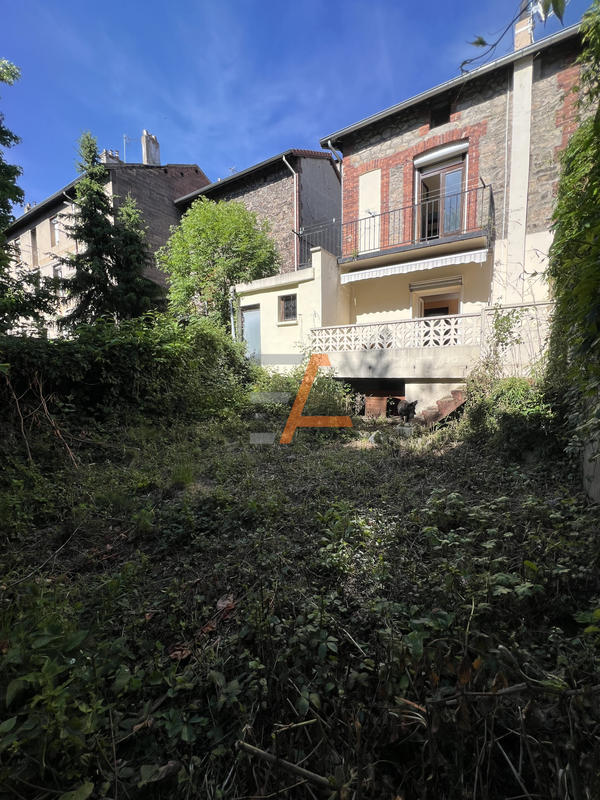 Maison de village - 90 m² - 4 pièces