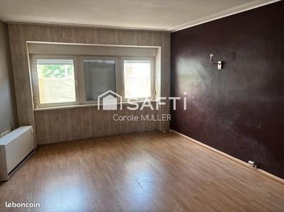 Maison - 280 m² - 10 pièces