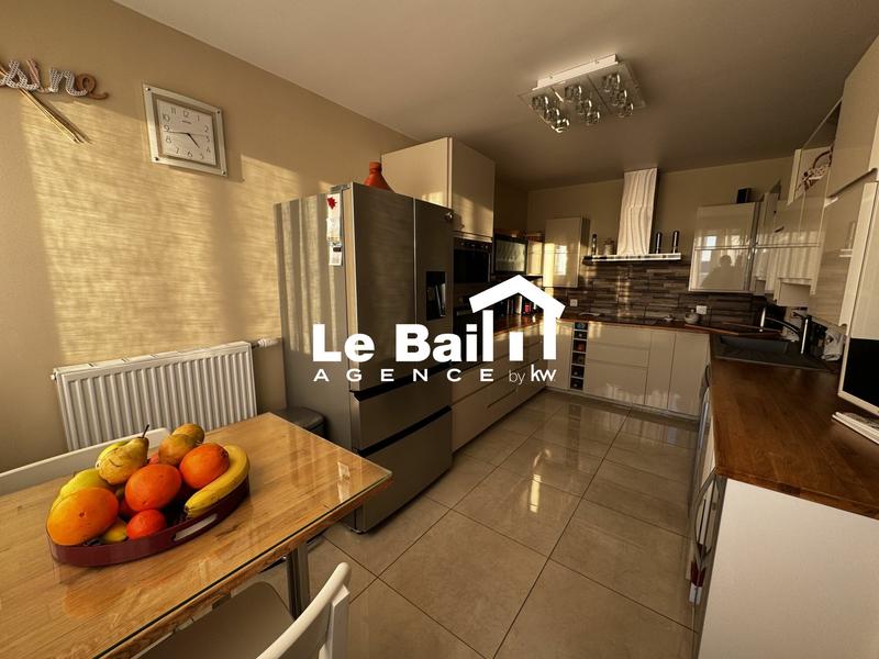 Appartement - 85 m² - 4 pièces