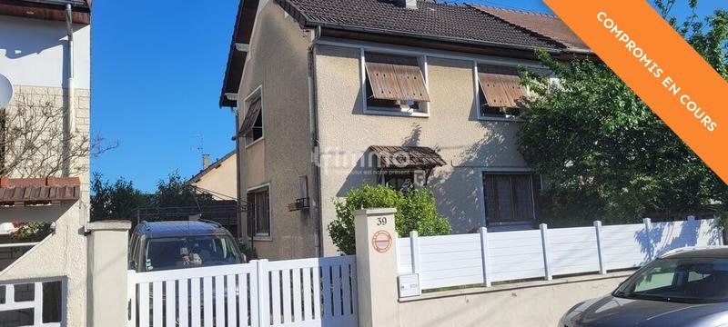 Maison - 84 m² - 4 pièces