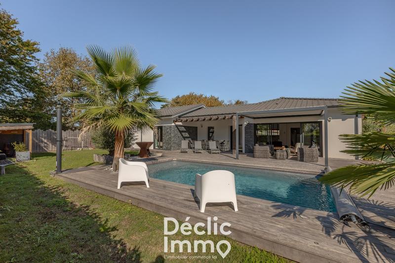 Maison - 135 m² - 5 pièces