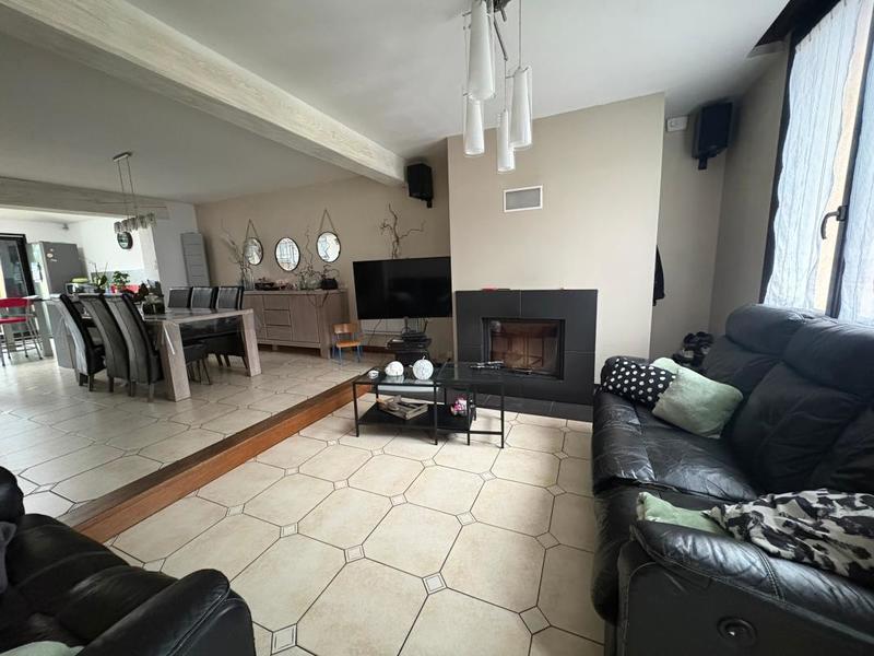 Maison - 170 m² - 5 pièces