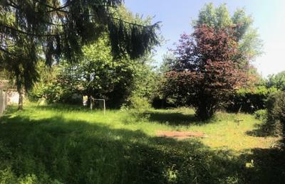 Terrain constructible - 685 m²