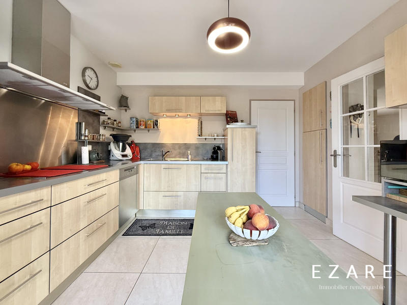 Maison - 148 m² - 6 pièces