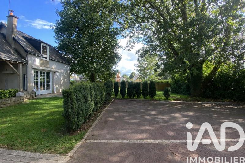 Maison - 296 m² - 10 pièces