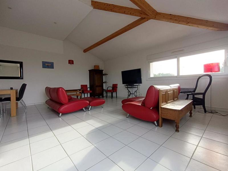 Appartement - 100 m² - 4 pièces