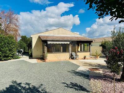 Maison - 84 m² - 3 pièces