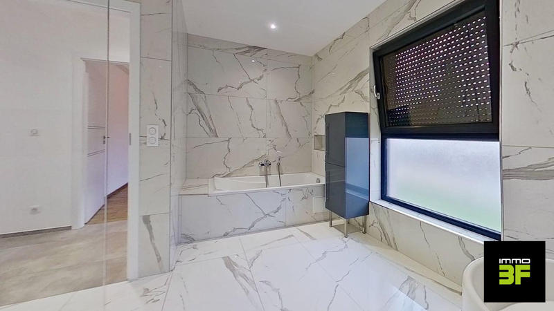 Maison - 158 m² - 6 pièces