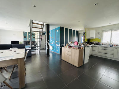 Maison - 110 m² - 6 pièces