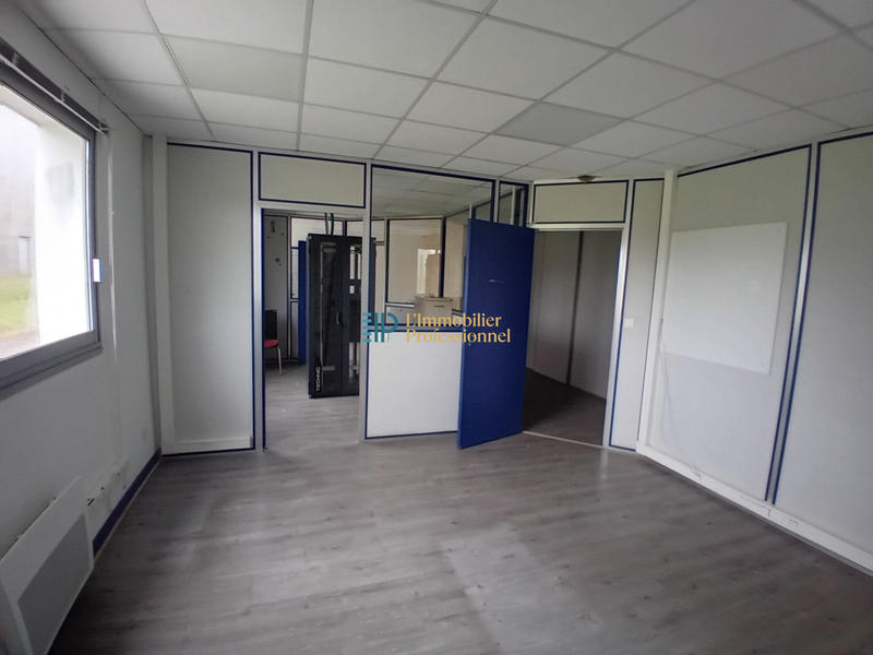 Local d'activités - 1 072 m²