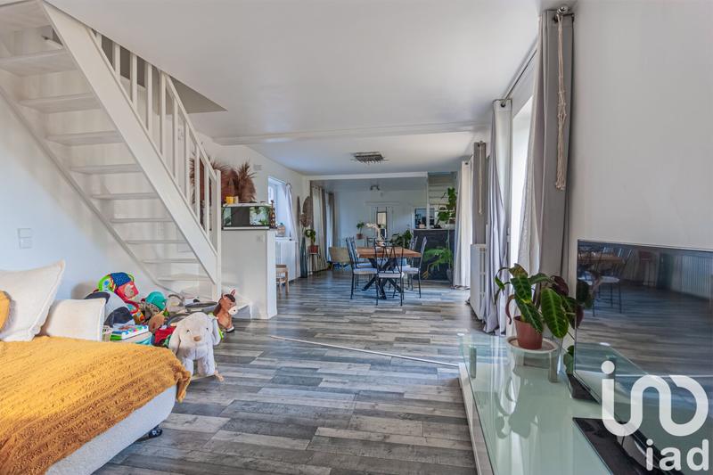 Maison - 167 m² - 6 pièces