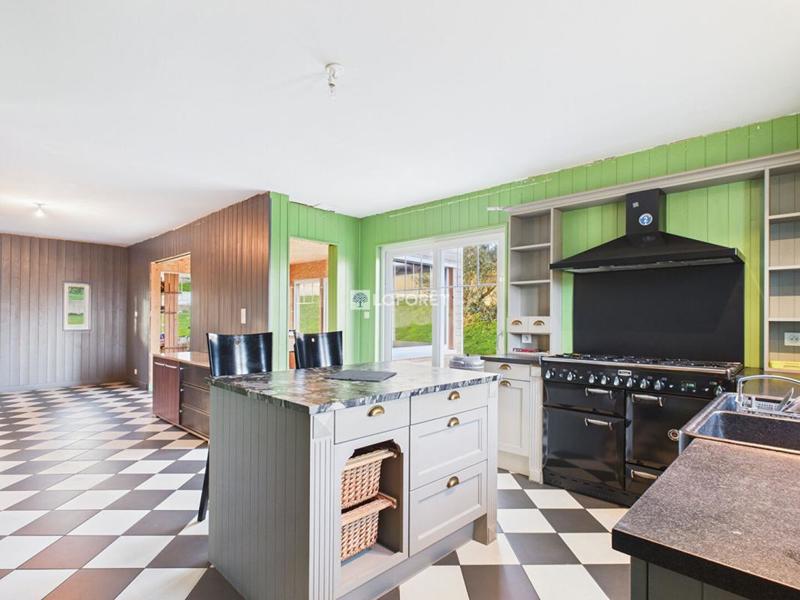 Maison de bois - 180 m² - 7 pièces