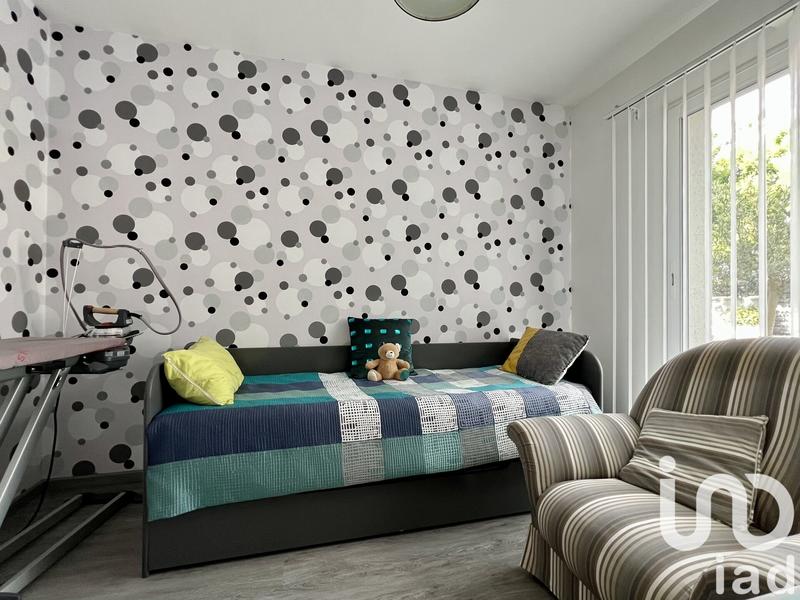 Maison - 185 m² - 9 pièces