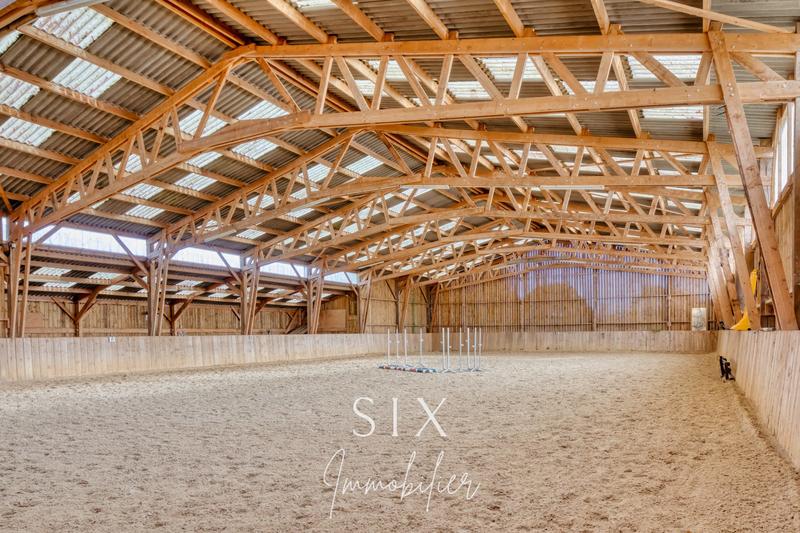 Maison - 180 m² - 5 pièces