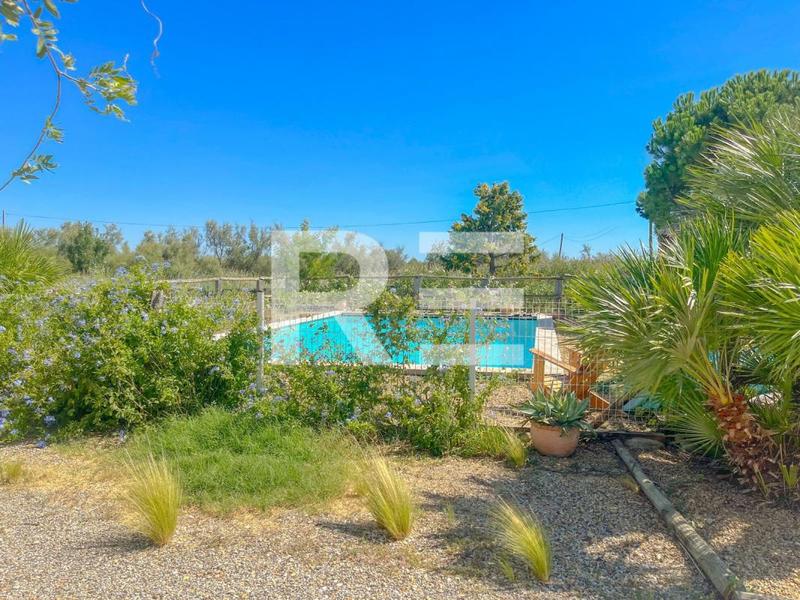 Maison - 165 m² - 9 pièces