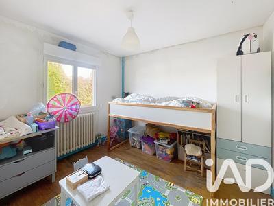 Maison - 137 m² - 5 pièces