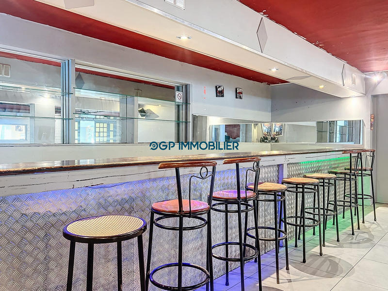 Local d'activités - 500 m²