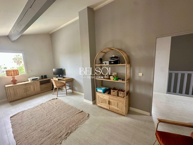 Villa - 160 m² - 5 pièces