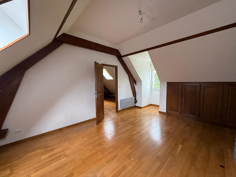 Maison - 190 m² - 6 pièces