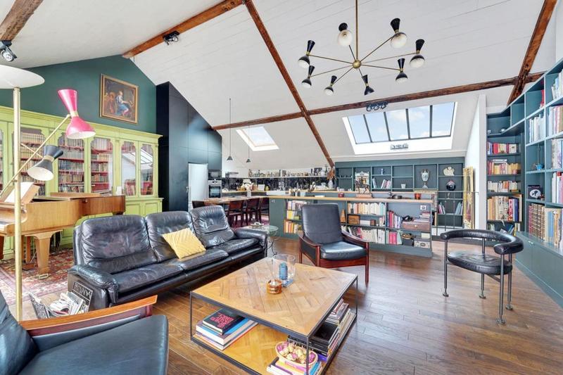 Maison - 201 m² - 7 pièces