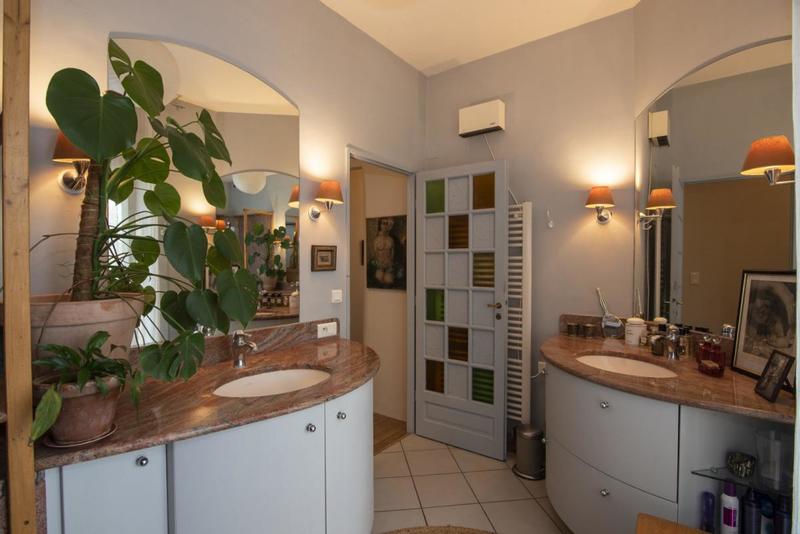 Maison de ville - 215 m² - 7 pièces