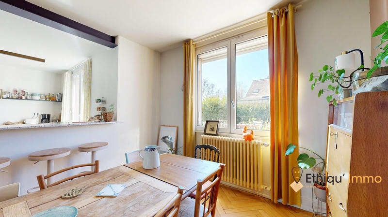 Maison - 135 m² - 5 pièces