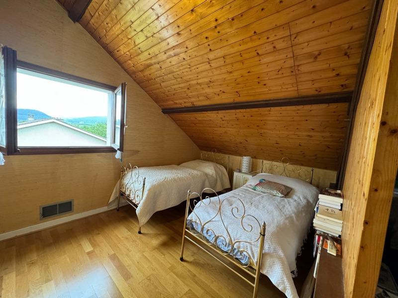 Maison - 147 m² - 7 pièces