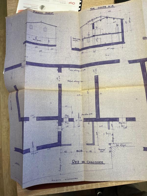 Maison - 300 m² - 9 pièces