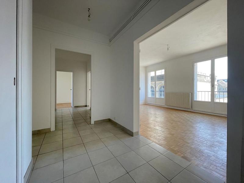 Appartement - 88 m² - 3 pièces