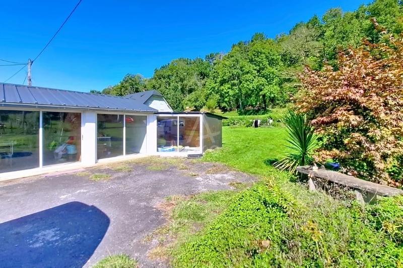 Maison - 96 m² - 4 pièces