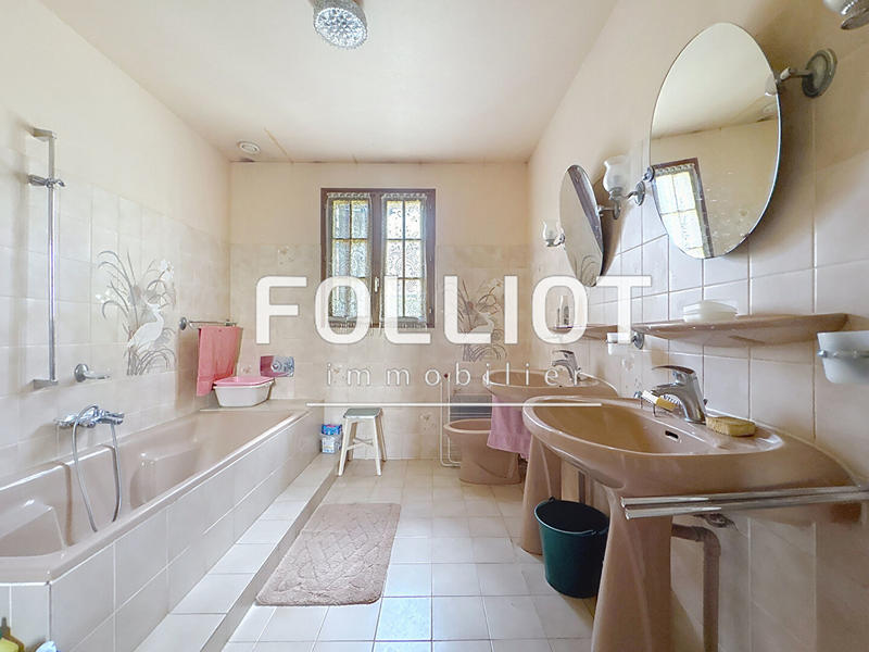 Maison - 123 m² - 6 pièces