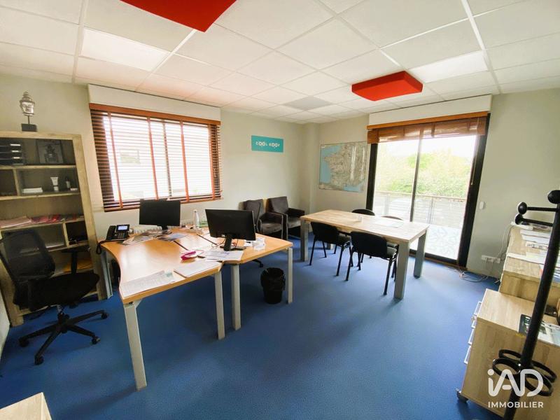 Bureau - 335 m²