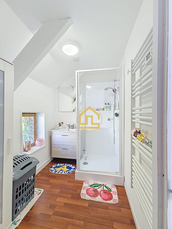 Maison - 121 m² - 5 pièces