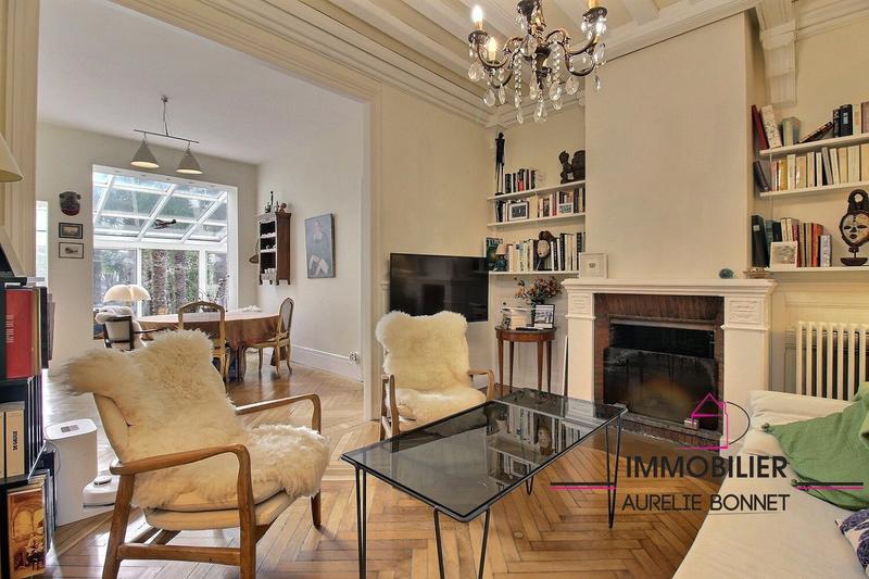 Maison - 163 m² - 8 pièces