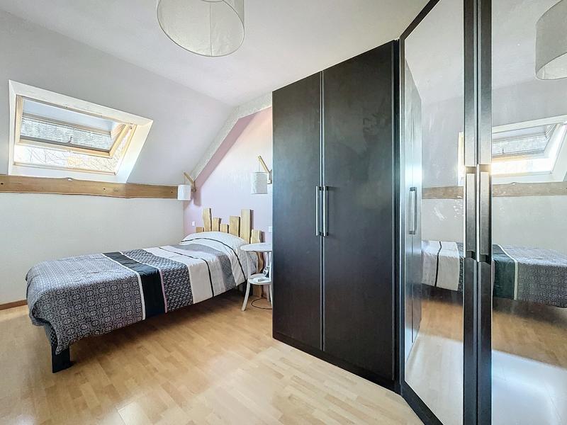 Maison - 93 m² - 5 pièces