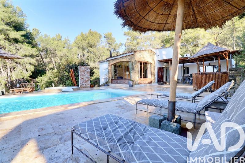 Maison - 148 m² - 7 pièces