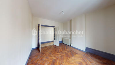 Appartement - 93 m² - 4 pièces