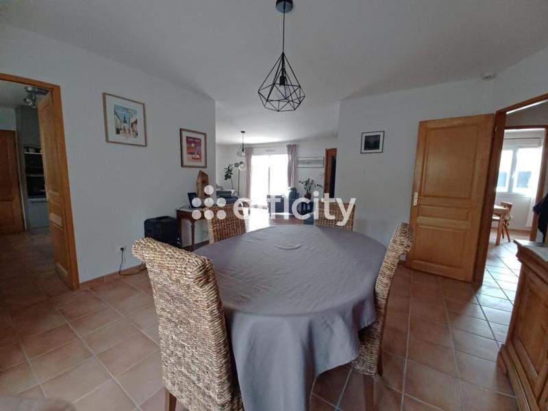 Maison - 115 m² - 5 pièces