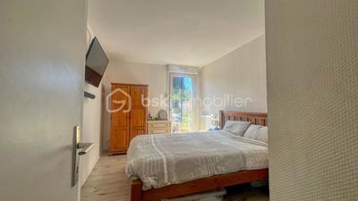 Demeure - 113 m² - 5 pièces